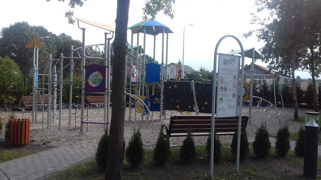 Apartament Admiralski Kołobrzeg Esterno foto